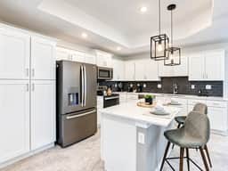 Fun Escape/ Lakeview, Clubhouse & Waterpark Access - Image 5