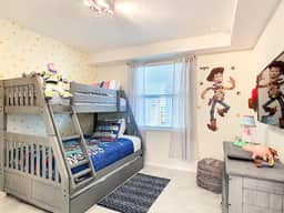 Relaxing Stay/ Thematic/ Console/ Waterpark - Image 5
