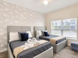 Sleeps 16 · Private Pool · 2 Themed Rooms - Image 4