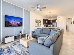 Cozy Family ThemedRoom/Waterpark/Garage - Image 2
