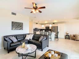 Family Fun: Condo near Theme Parks & Pools! - Image 2