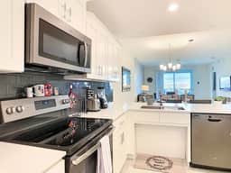 Kissimmee Condo: Game Room & Theme Park Fun! - Image 4