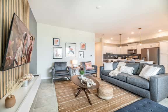 Chic 2Bed Condo at Storey Lake, Mickey Room - Image 1