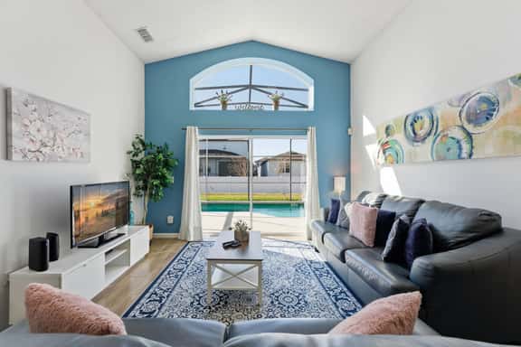 Spacious 4BR Home, Pool, Games, Pets Welcome - Image 1