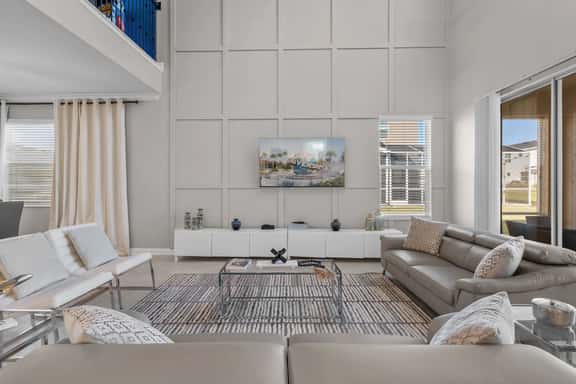 Stylish 5BR Home with Themed Bedrooms - Image 1