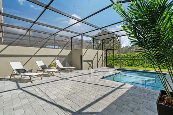 Stylish Getaway 15 Min from Disney Parks - Image 1