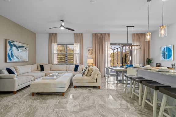 Stunning 6BR, Private Pool, Prime Location - Image 1