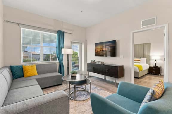 Work and Play, Spacious 3BR at Vista Cay - Image 1