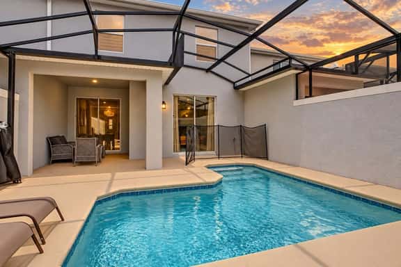 Exclusive Oasis/ Private Pool & Waterpark Access - Image 1