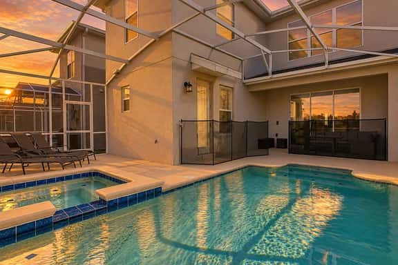 Private Pool • Game Room • Star Wars & Mickey Room - Image 1