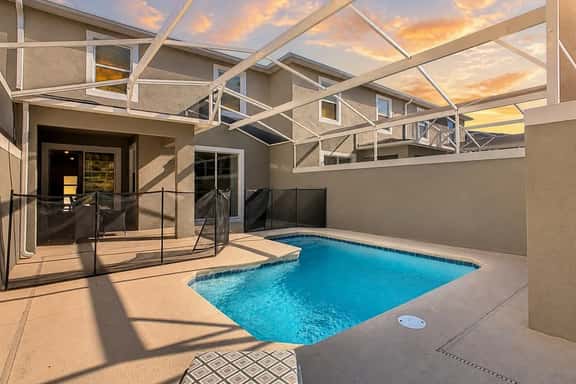 Private Pool Townhouse near Disney World! - Image 1