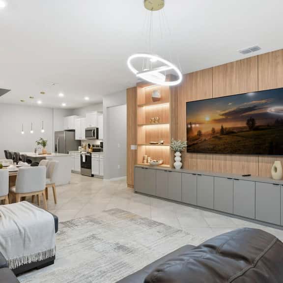 Luxury Themed Villa, Pool, Theater, Game room - Image 1