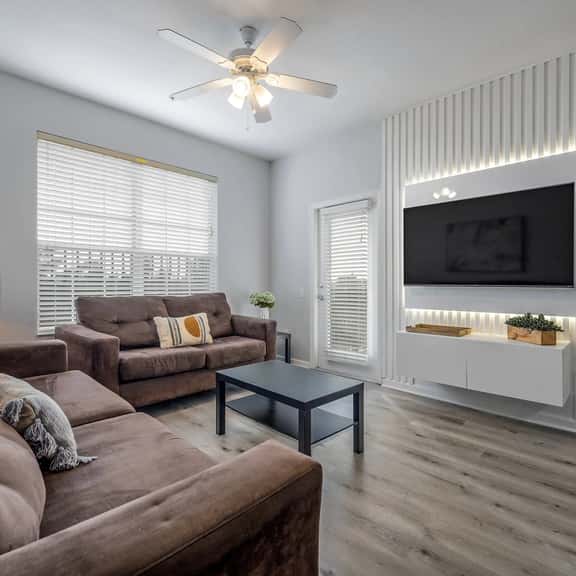 3BR Family Getaway, Prime Orlando Location - Image 1