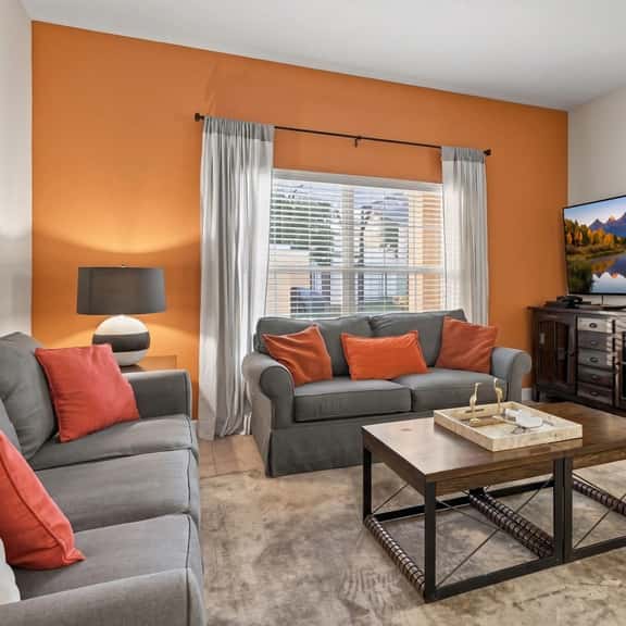 Family 4BR, Private Pool, Resort Amenities - Image 1