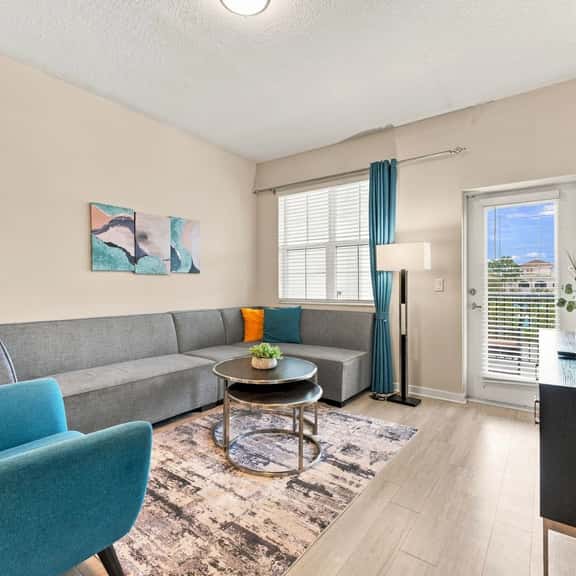 From Convention Days to Park Days, 3BR Condo - Image 1