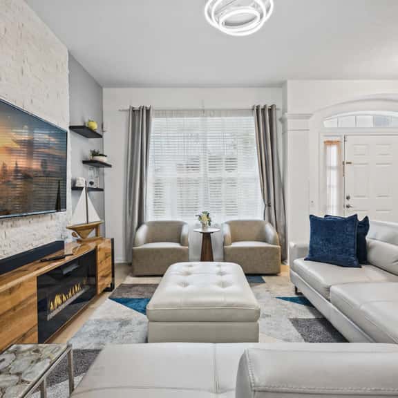 6BR Near Disney, Pool, Games and Themed Rooms - Image 1