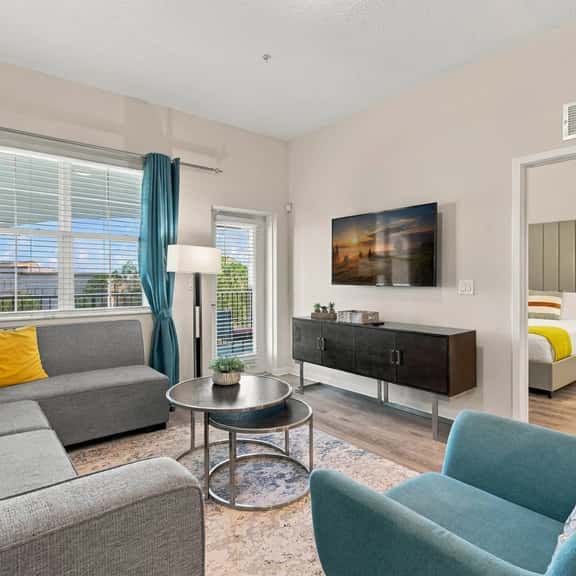 Work and Play, Spacious 3BR at Vista Cay - Image 1