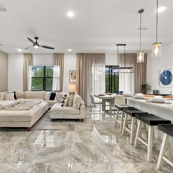 Stunning 6BR, Private Pool, Prime Location - Image 1