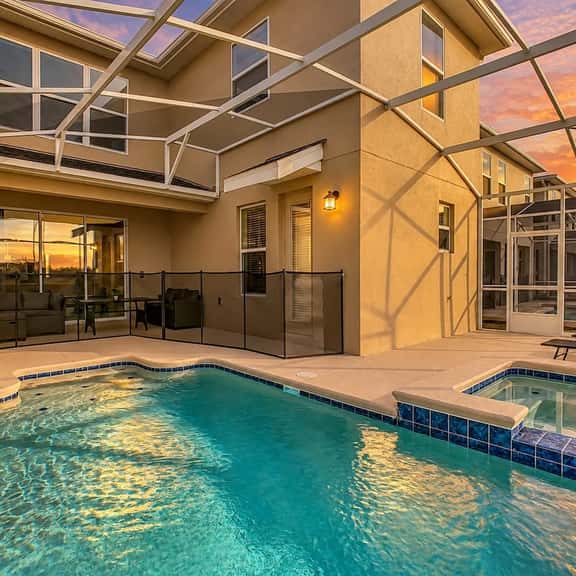 Theme Park Villa: Pool, Game Room, Family Getaway! - Image 1
