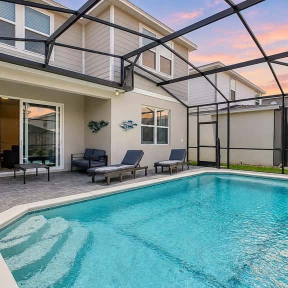 5BR Private Pool Home • Sleeps 14 • Water Slides - Image 1