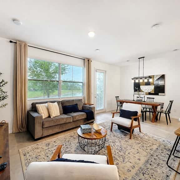 The Enclaves Signature  Modern Family Retreat - Image 1