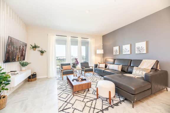 3BR up to 8 People at Champions Gate - Image 4