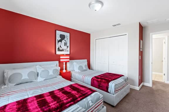 Amazing Resort Near Disney 4BR Townhome - Image 3