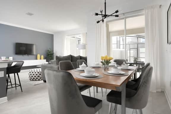 Charming Mickey-Themed Home, Prime Location - Image 3