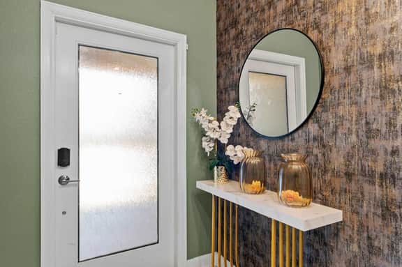 Chic 4BR Home with Mickey & Star Wars Rooms - Image 5