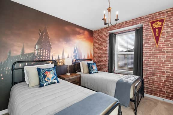 Chic Home, Game Room, Themed Beds - Image 5