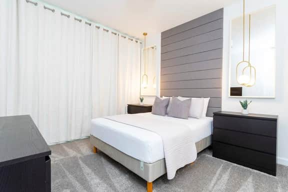 Chic Modern, Themed Bedrooms, Private Pool - Image 3