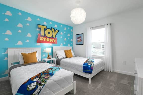 Chic Retreat - Unforgettable Stay - Image 3