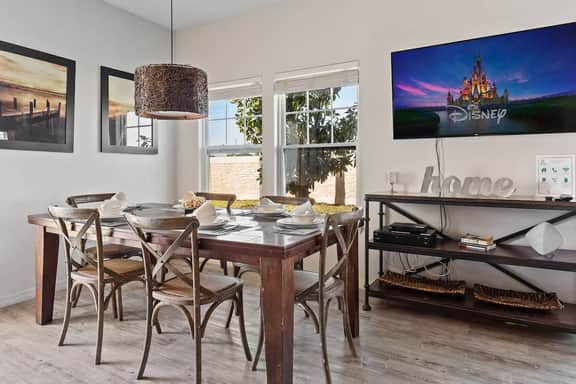 Cozy 4BR Retreat Near Orlando Attractions - Image 4