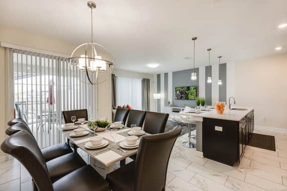 Cozy Home, Prime Disney Parks Location - Image 3