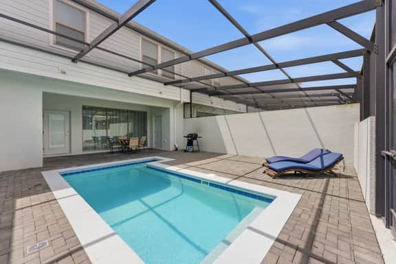 Cozy and Spacious 5BR with Pool Near Disney Parks - Image 2