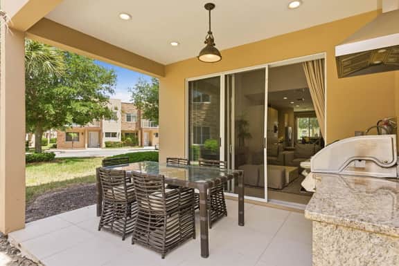 Designer 4BR Getaway, Sleek Laminate Floors - Image 2