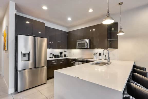 Distinctive Home, Private Pool - Image 4