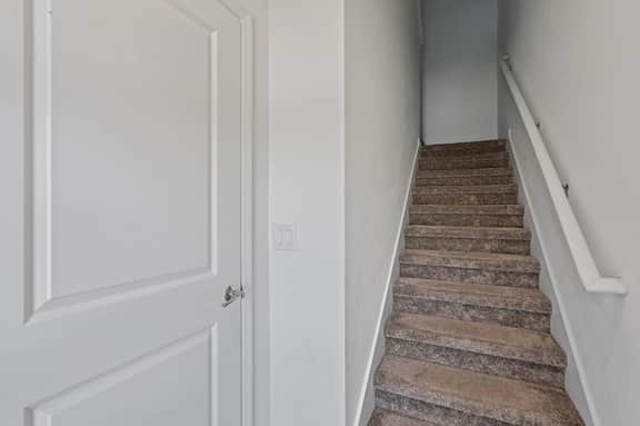Elegant and Spacious 3 Bed Condo at Champions Gate - Image 2