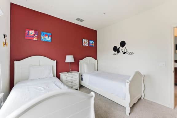 Family 4BR Stay Near Orlando Parks - Image 4