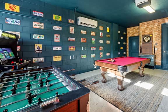Family 5BR Retreat with Pool and Themed Bedrooms - Image 3