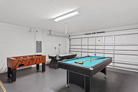 Game Room plus Private Pool 4BR Disney Area - Image 5