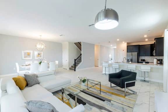 Getaway Delight-8 Bedrooms, Pool & Great Location - Image 5