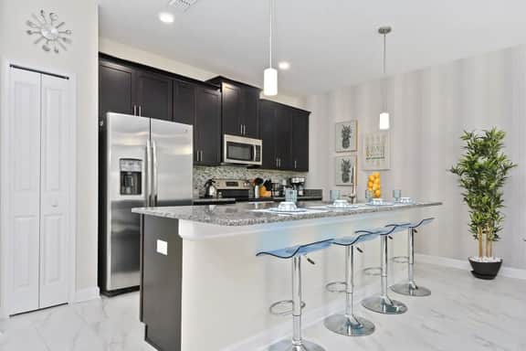 Gorgeous Home in Unbeatable Location - Image 4