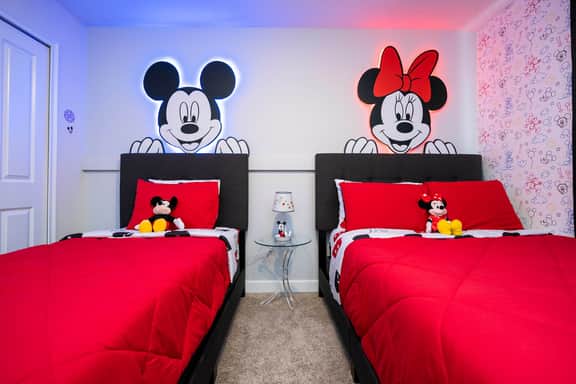 Great Home, Mickey & Harry Potter Beds, Top Spot - Image 2