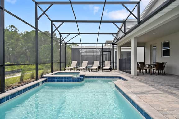9BR Family Retreat, Private Pool, Storey Lake - Image 2