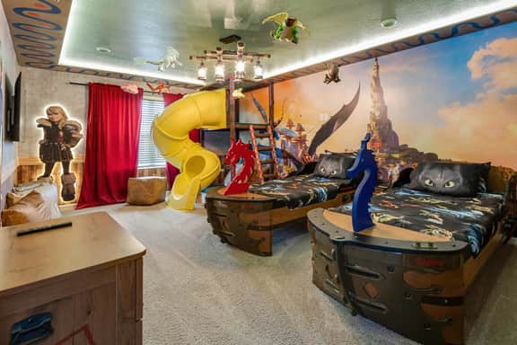 Luxury 9BR Solara Home, Themed Fun & Pool - Image 2