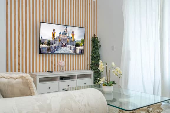 Magical Getaway - Super Cute 3BR Apartment - Image 5