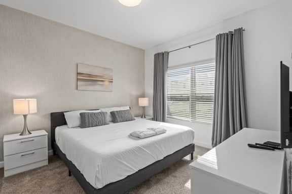 Modern design near Disney Top resort - Image 4