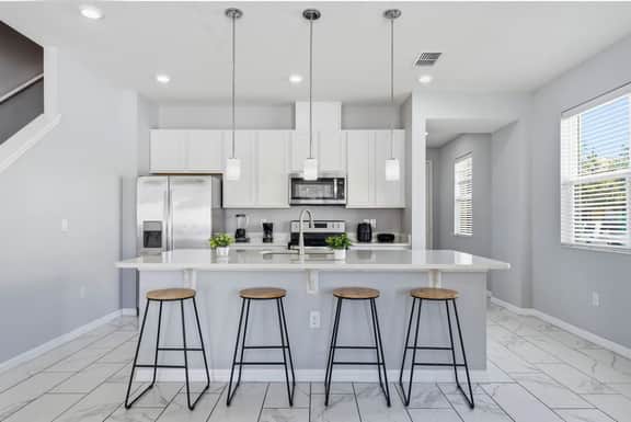 Savvy 4Bed Stay Near Orlando Attractions - Image 4