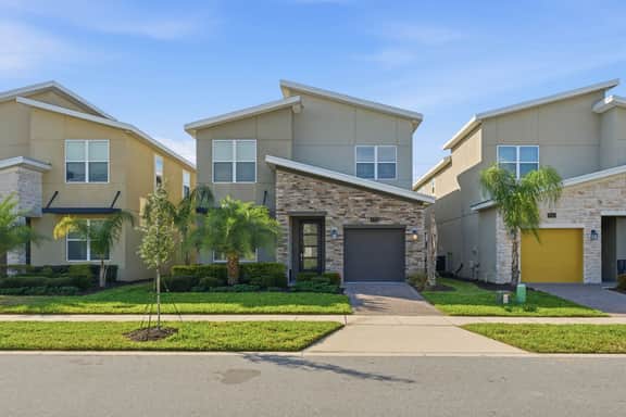 Spacious 5BR Home with Pool near Disney - Image 5